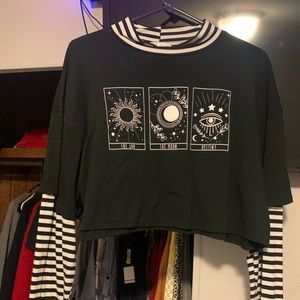 Graphic Cropped Shirt
